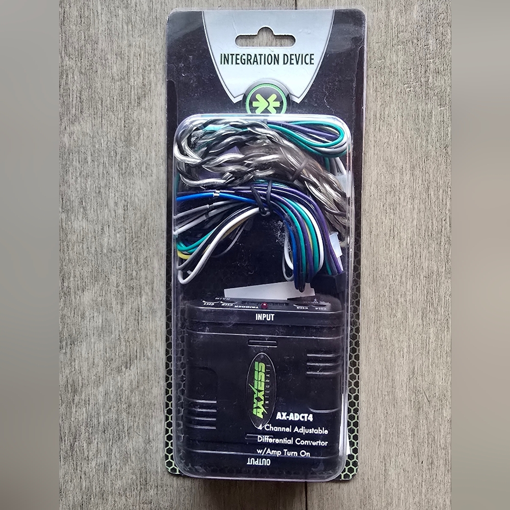 AXXESS Integration Device with RCA Outputs Line Converter (New)